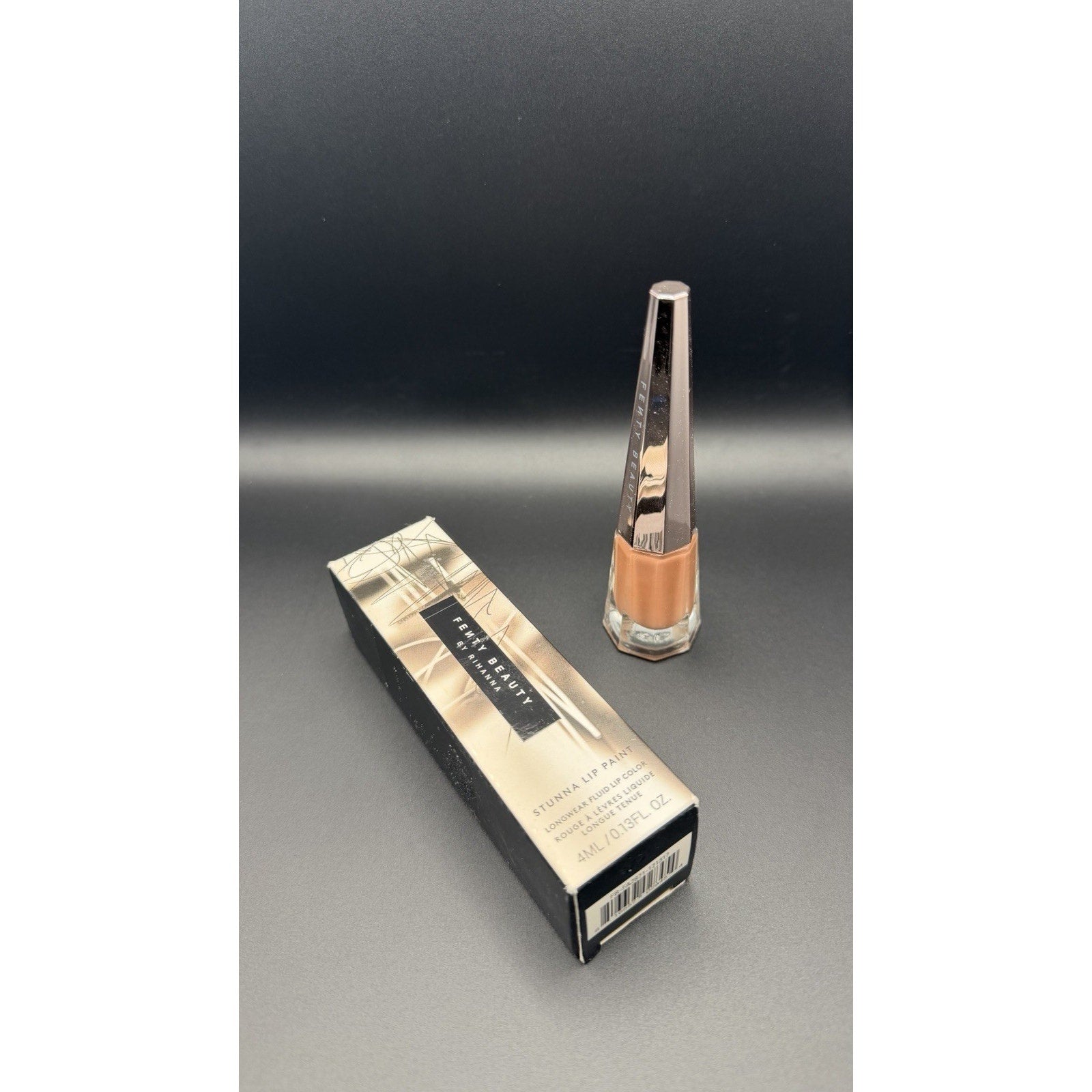 Fenty Beauty Stunna Lip Paint Shade 02 Unbutton Size 4ml/0.13Floz