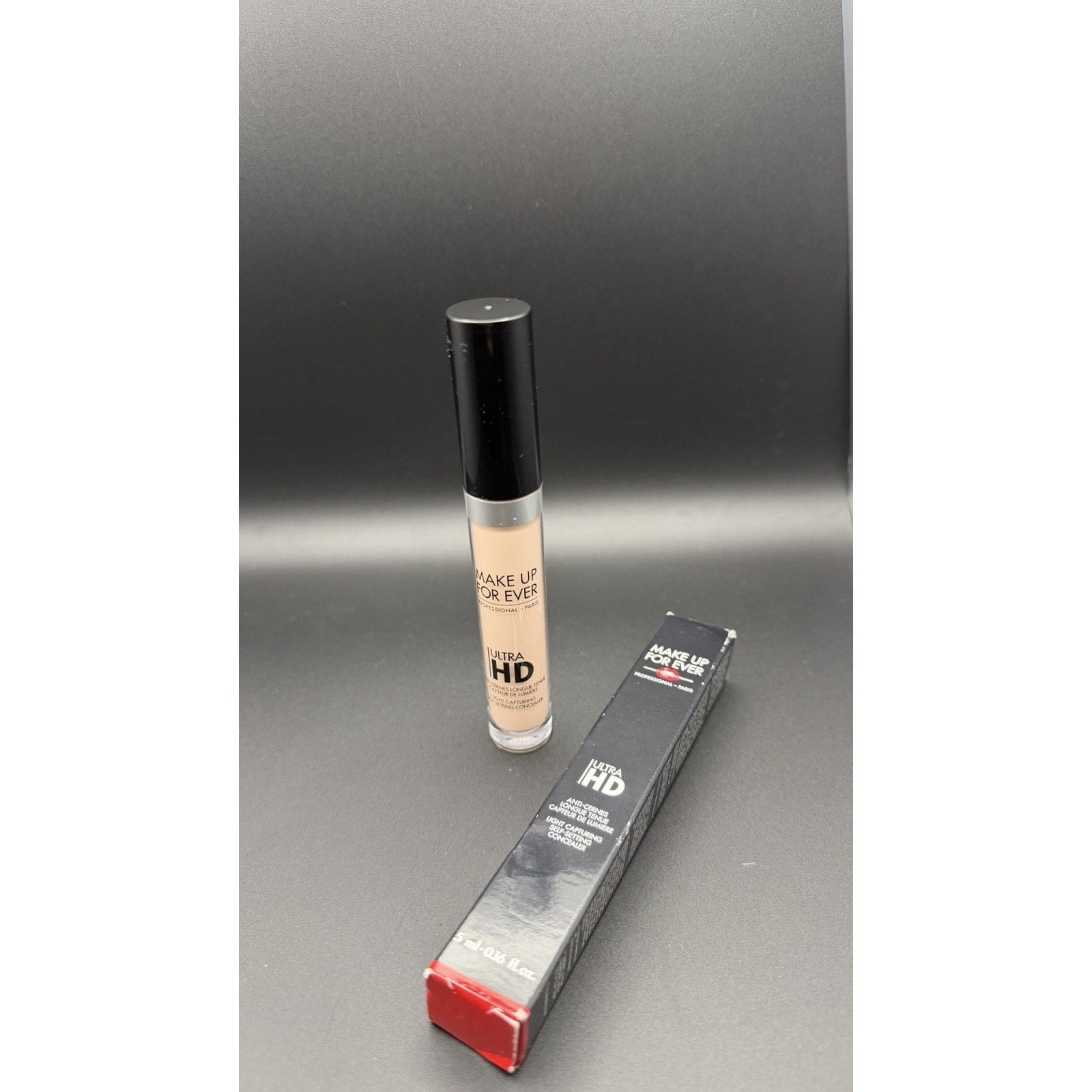 Make Up For Ever Ultra HD Light Capturing Concealer 0.16 oz Shade 20 New